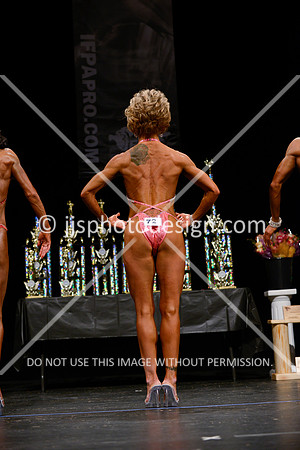 041214_Fig_Debut_Short-100