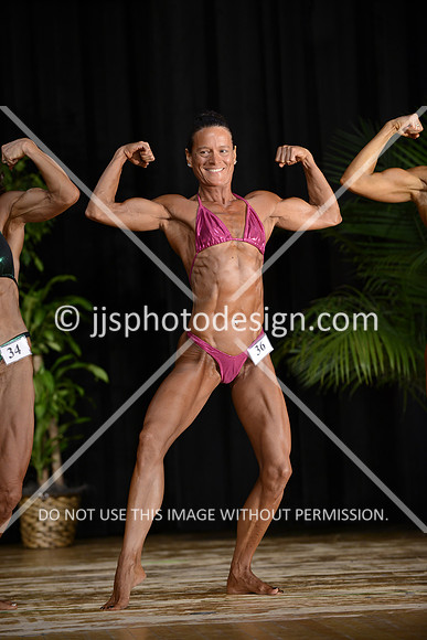 102514_Wom_Nov-17