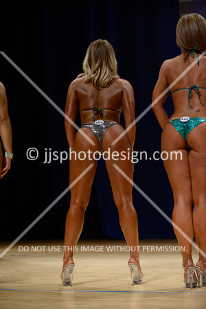 041815_Bik_Nov_A-25