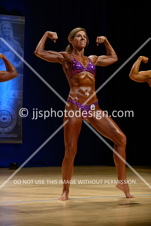 041815_Wom_Mas_40-14