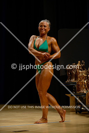 041815_Wom_Mas_40-29