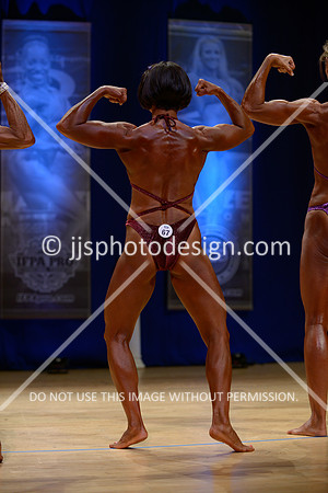 041815_Wom_Mas_40-41