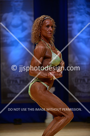 041815_Wom_Mas_40-54
