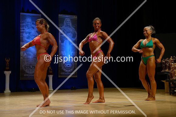 041815_Wom_Nov-4