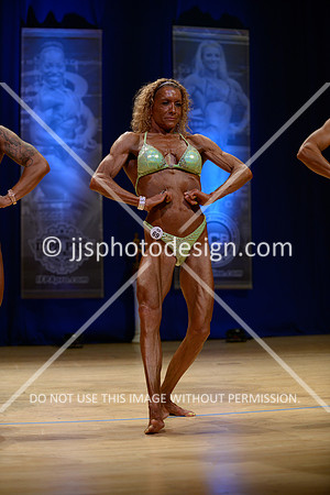 041815_Wom_Phys-15