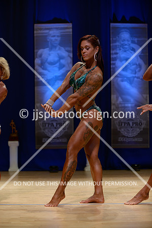 041815_Wom_Phys-18