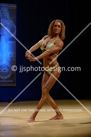 041815_Wom_Phys-20