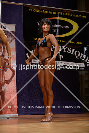 041914_Fig_Debut_A-21
