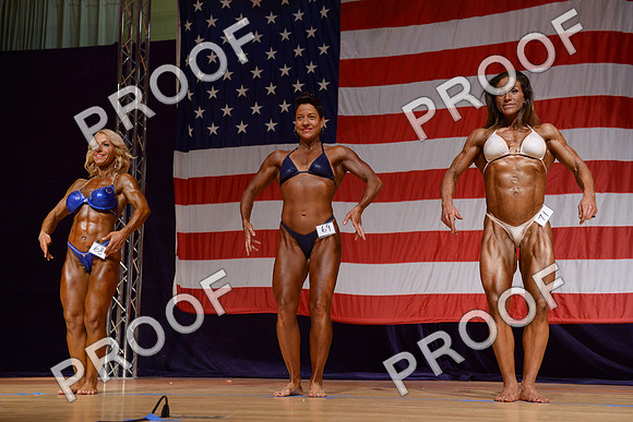 042013_Wom_Physique-1