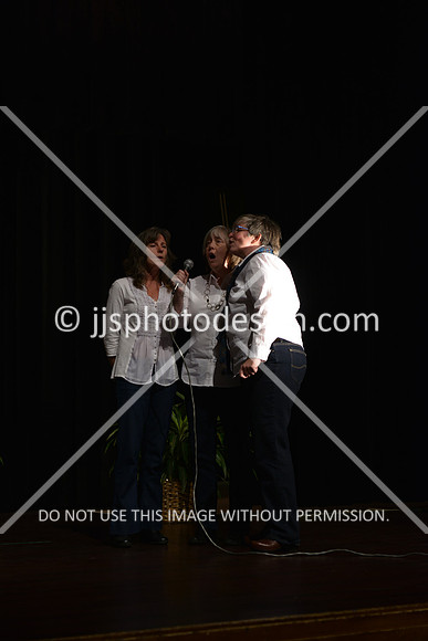 103115_NationalAnthem-4