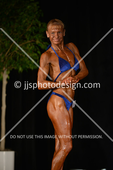 103115_WomMas-032