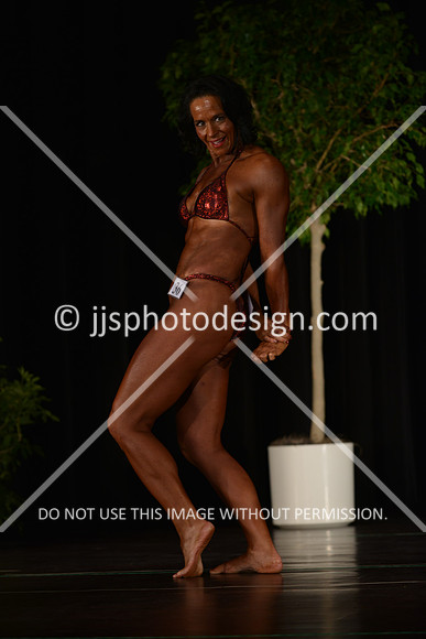 103115_WomMas-025
