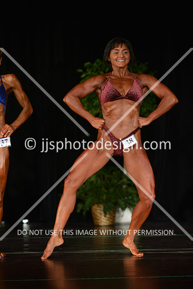 103115_WomMas-010