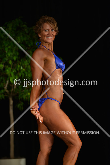 103115_WomMas-036