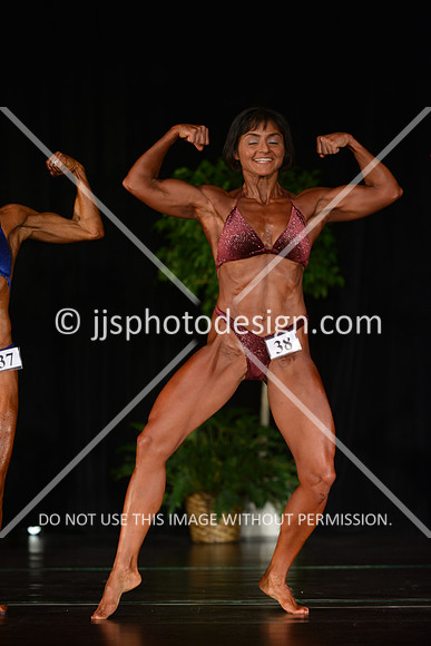 103115_WomMas-006
