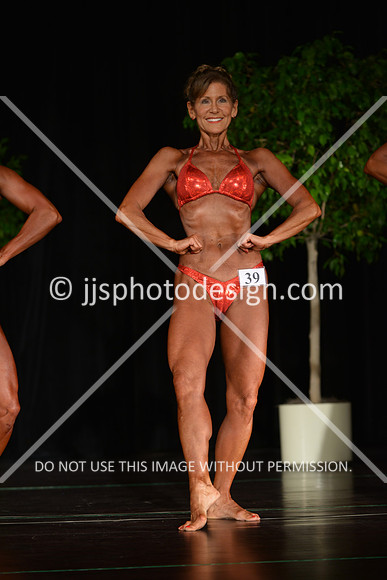 103115_WomMas-011