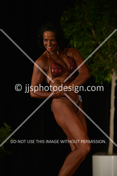 103115_WomMas-031