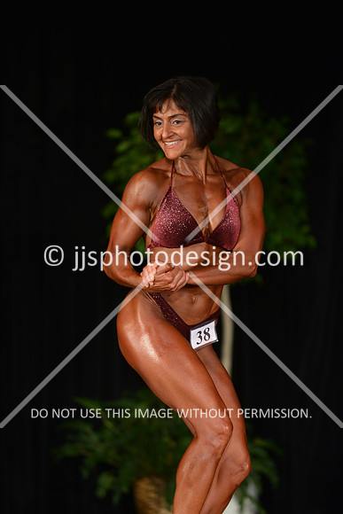103115_WomMas-033