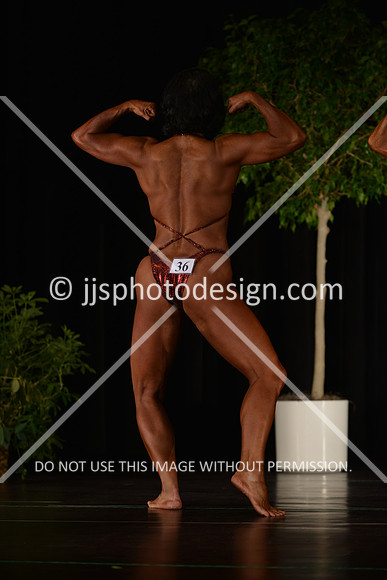 103115_WomMas-026