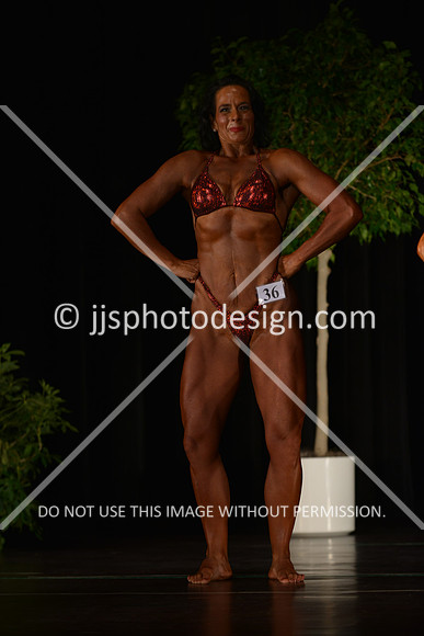 103115_WomMas-008