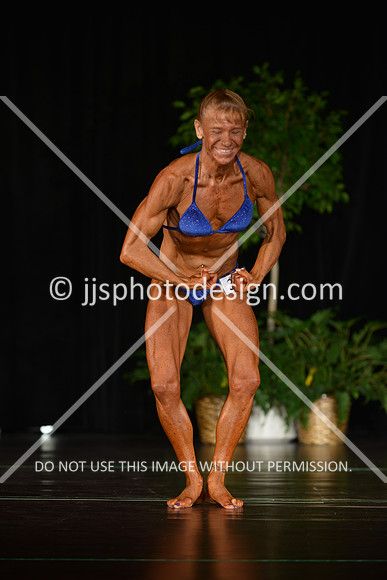 103115_Competitor37-17