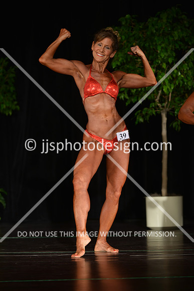 103115_WomMas-046