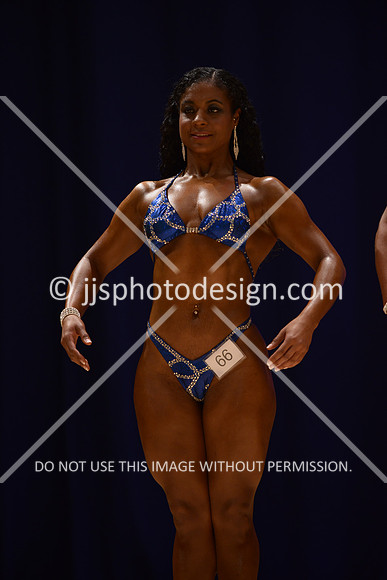 042316_Fig_Debut-065