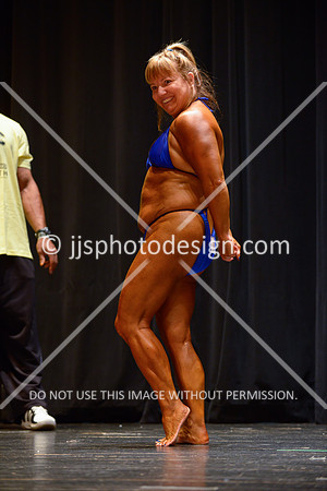 092813_Wom_Nov-27
