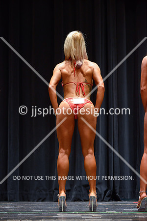 092813_Bik_Nov_A-25