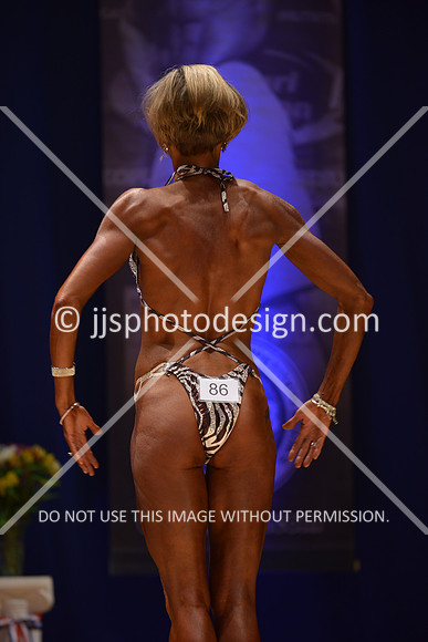042316_Fig_Debut-076