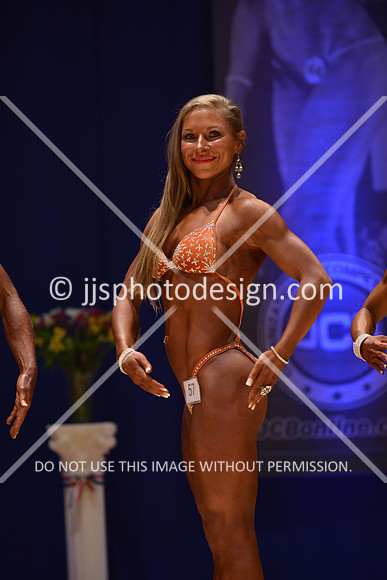042316_Fig_Debut-075
