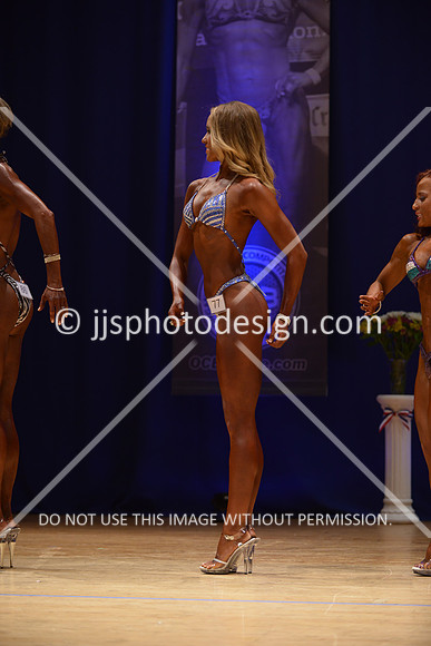 042316_Fig_Debut-010