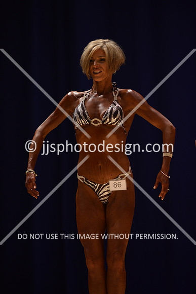 042316_Fig_Debut-030