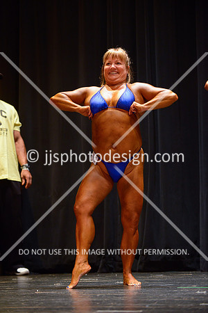 092813_Wom_Nov-22