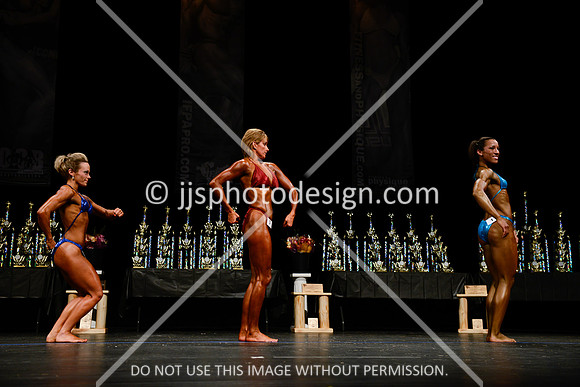041214_Wom_Debut-3