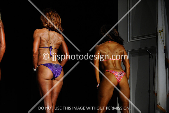 072316_Bik_Nov_B-083