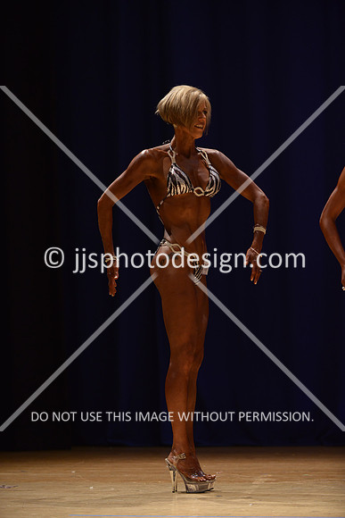 042316_Fig_Debut-021
