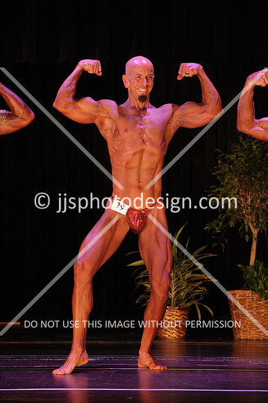 102817_MenMasters40-07