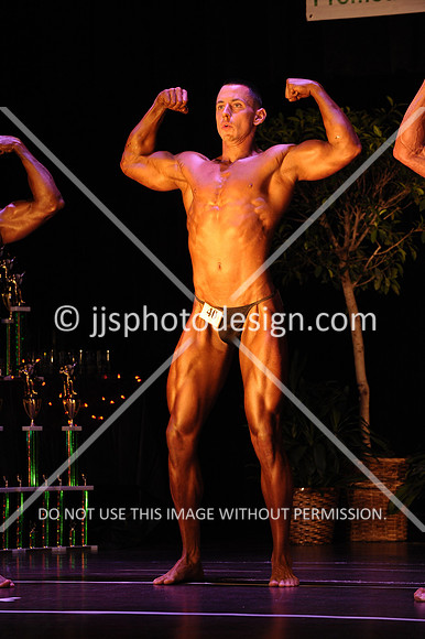 102817_MenOpenMiddle-008