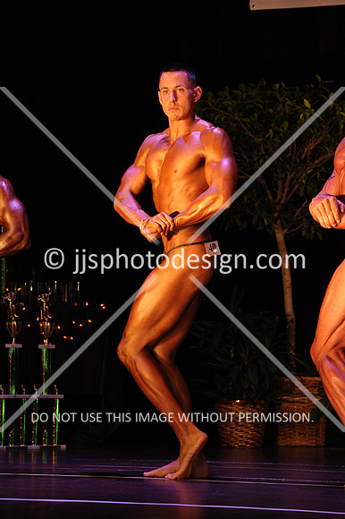 102817_MenOpenMiddle-029