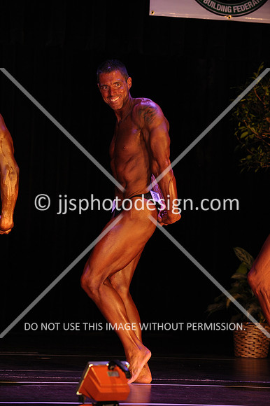 102817_MenOpenMiddle-037