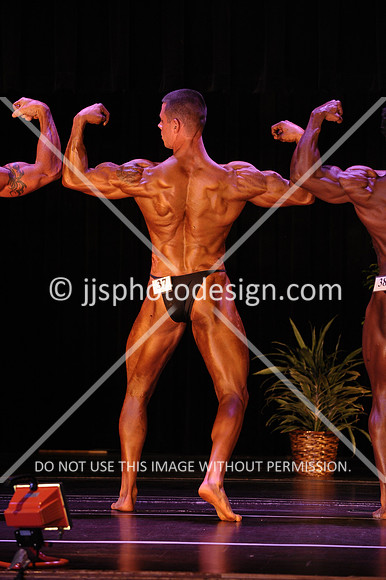 102817_MenOpenMiddle-045