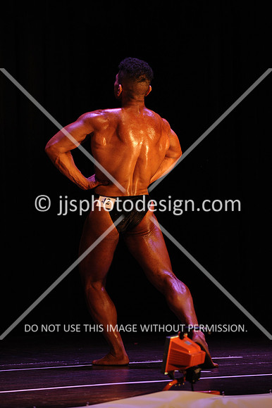 102817_MenOpenMiddle-049