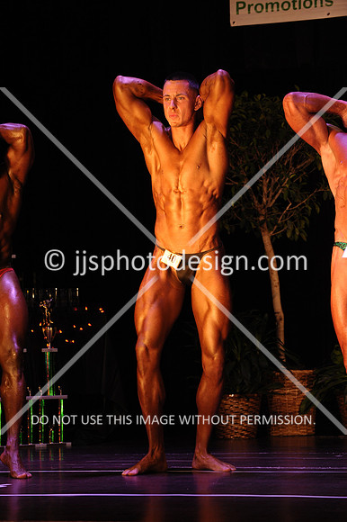 102817_MenOpenMiddle-076
