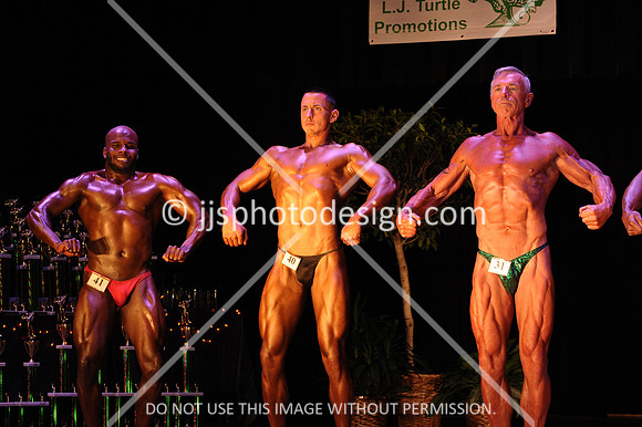 102817_MenOpenMiddle-078