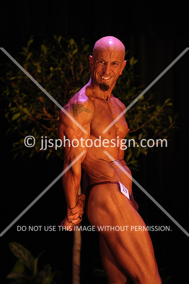 102817_MenOpenMiddle-082