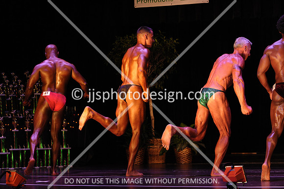 102817_MenOpenMiddle-087