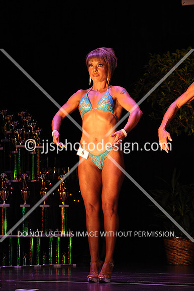102817_WomFitBodyNovice-009