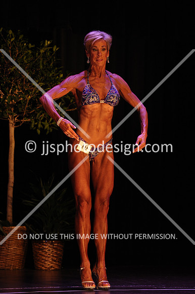102817_WomFitBodyNovice-014