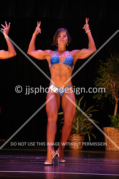 102817_WomFitBodyNovice-020